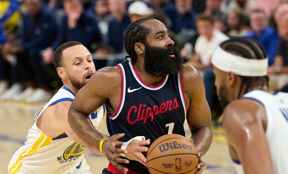 开云入口-加时末段体能课后，皇家马德里再遭质疑备战NBA季后赛，压力陡增，球队文化再被提及的简单介绍