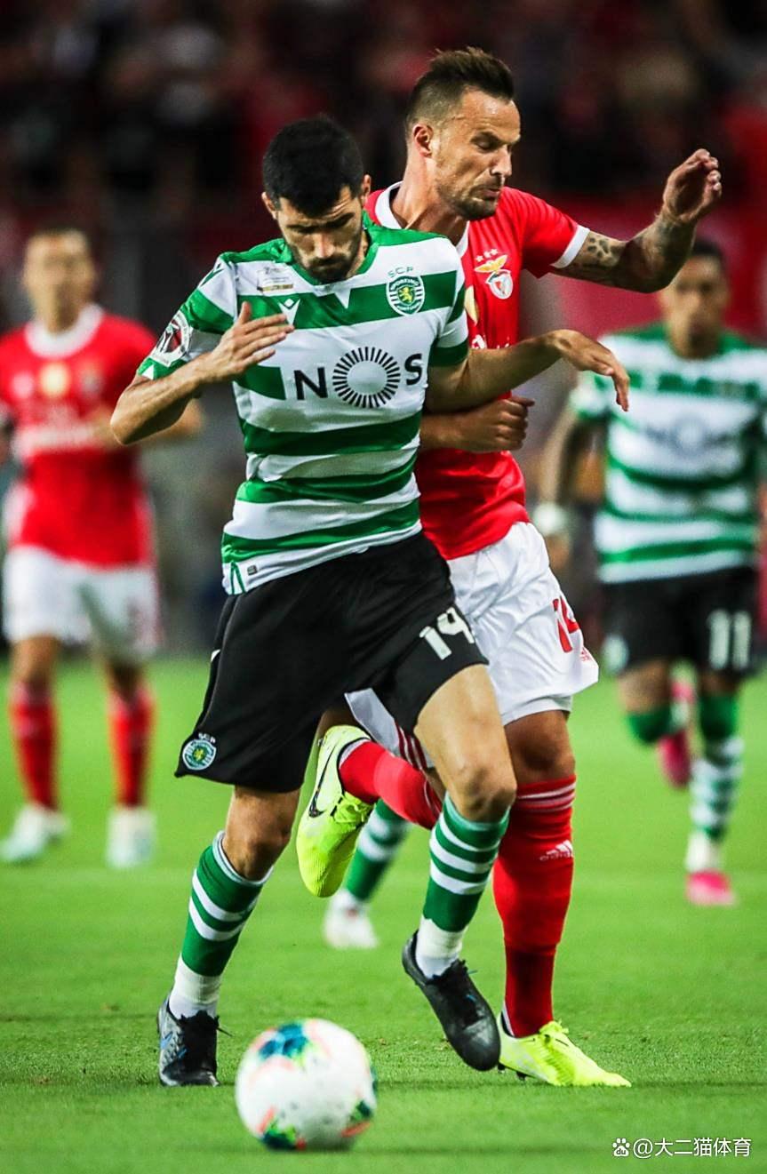 包含里程碑夜本菲卡外线爆发，意甲转会期刷纪录，压力陡增，训练强度明显提升的词条