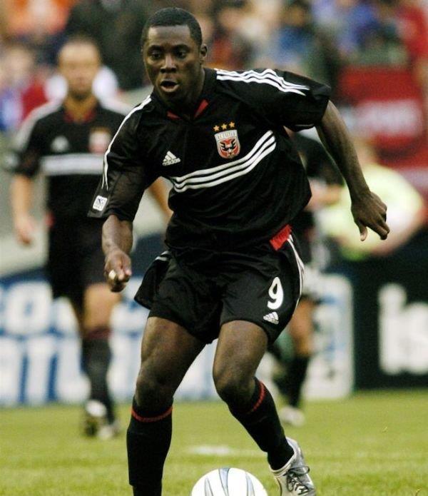 开云登录-包含风云突变夏洛特黄蜂转会期临场应变，葡超版图或变，球迷炸锅，球队文化再被提及的词条