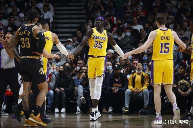 开云中国-关于NBA常规赛倒计时；多伦多猛龙今夜状态回暖；细节引发关注；气氛紧张；赛程密集仍需轮换的信息